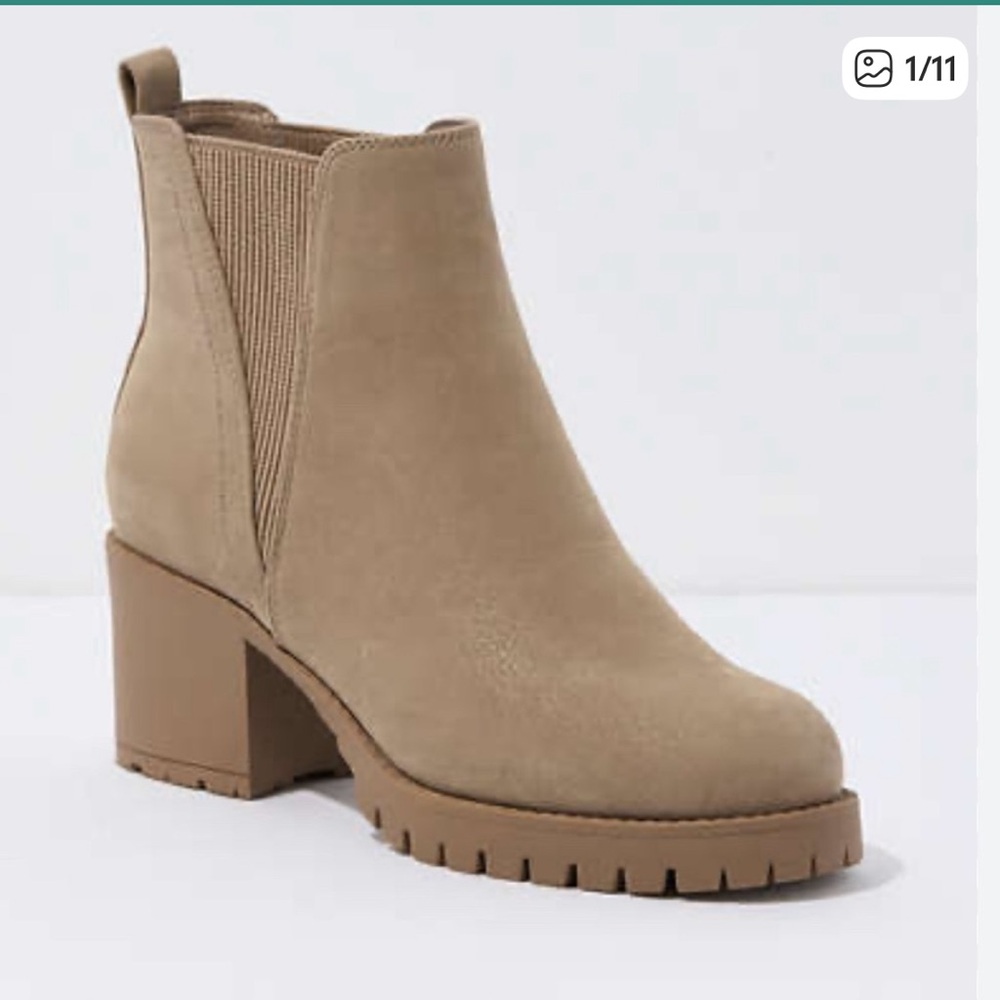 MIA Jody Heeled Ankle Boots in Nude / Tan Size 6